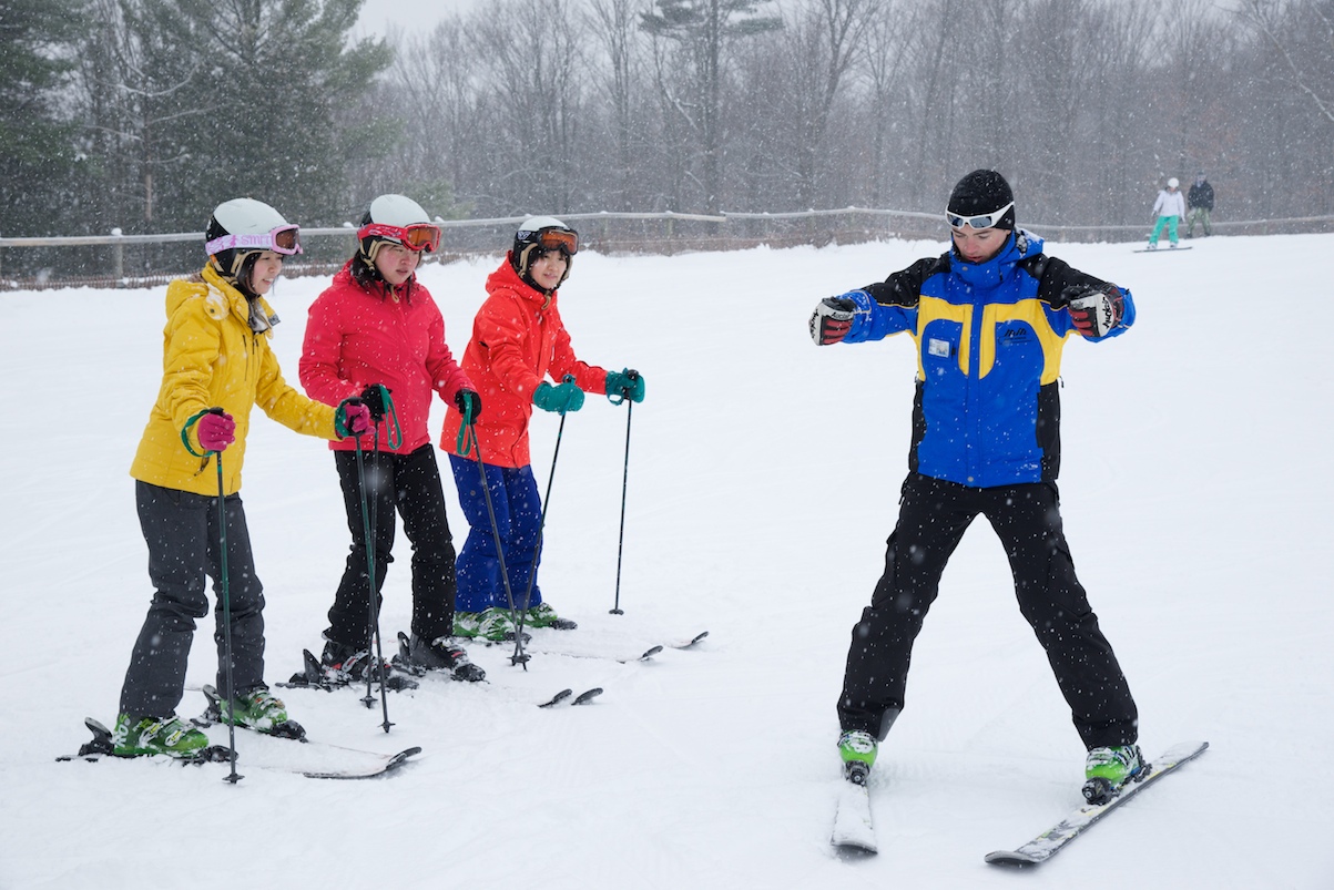 Mount St Louis Moonstone Skiing lesson