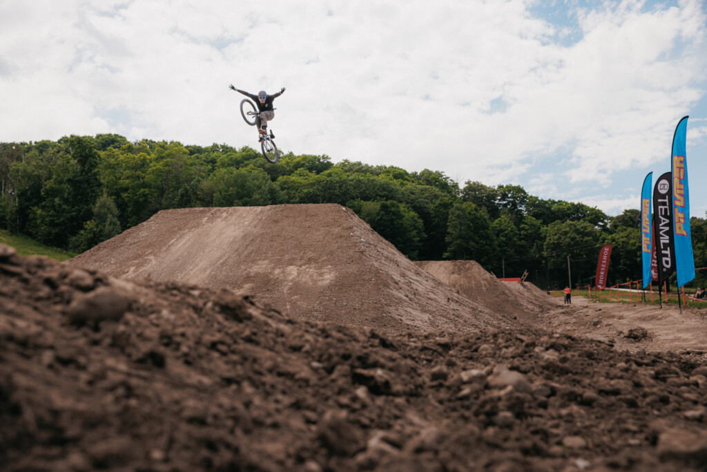 Downhill Horseshoe Valley Resort