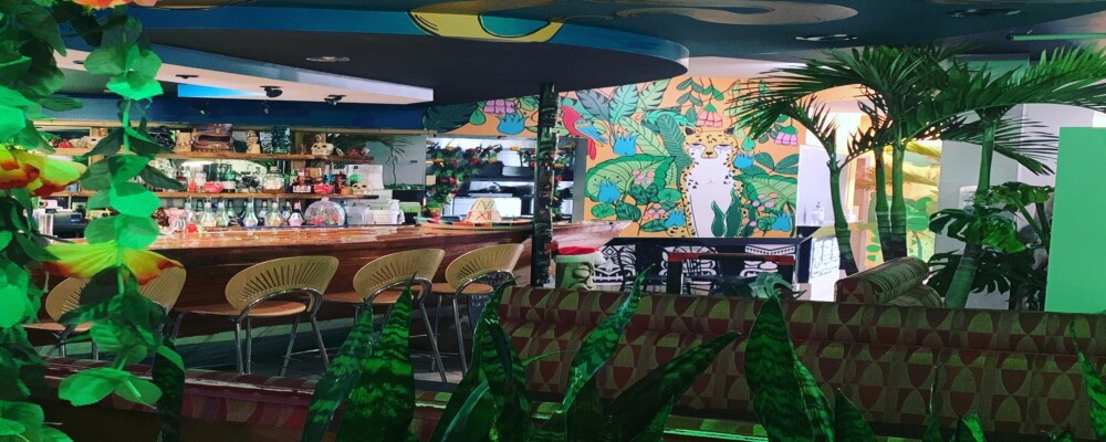 Tourism Spotlight: The Sunken Ship is a Restaurant Oasis