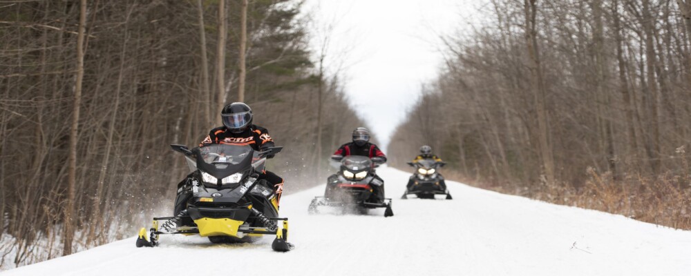Snowmobiling tours in and around Orillia