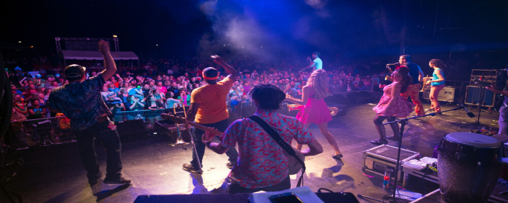 More Folk, More Fun at An Autumn Mariposa III