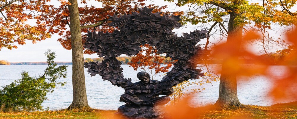 Fall in love with Folk at An Autumn Mariposa